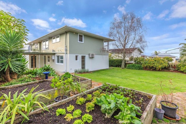 Photo of property in 157 Coronation Road, Hillcrest, Auckland, 0627