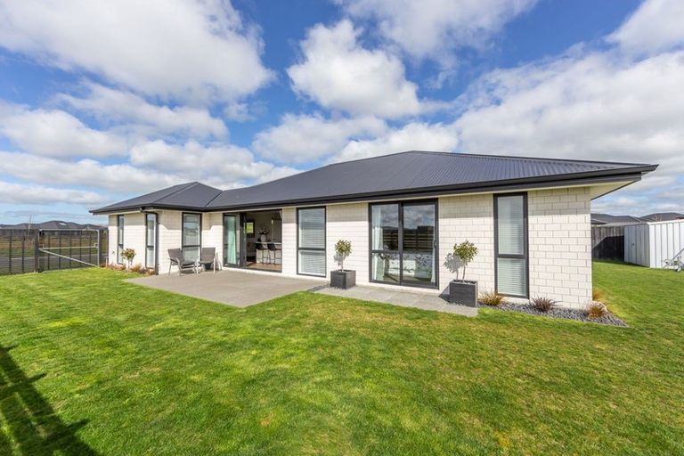 Photo of property in 94 Oaks Drive, Lincoln, 7608