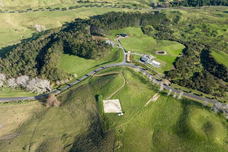 Photo of property in 10 Hinamoki Drive, Kaiwaka, 0573