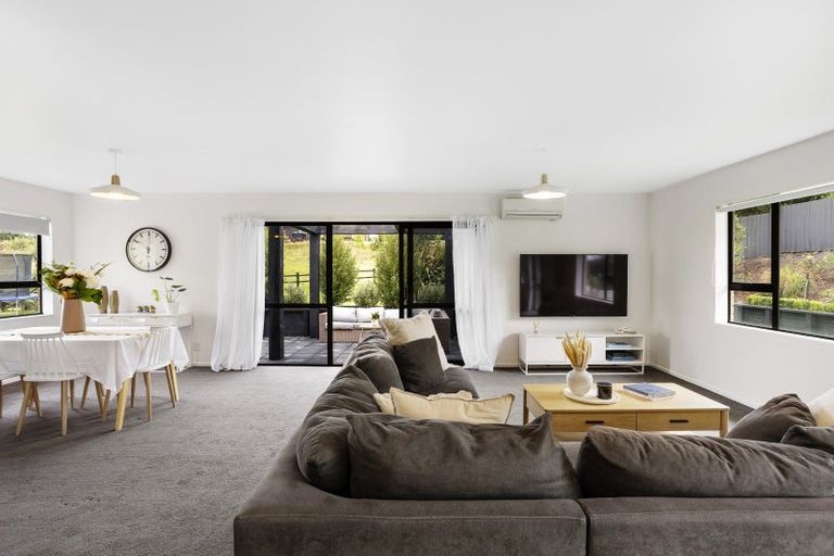 Photo of property in 32 Precelly Street, Allanton, Mosgiel, 9092