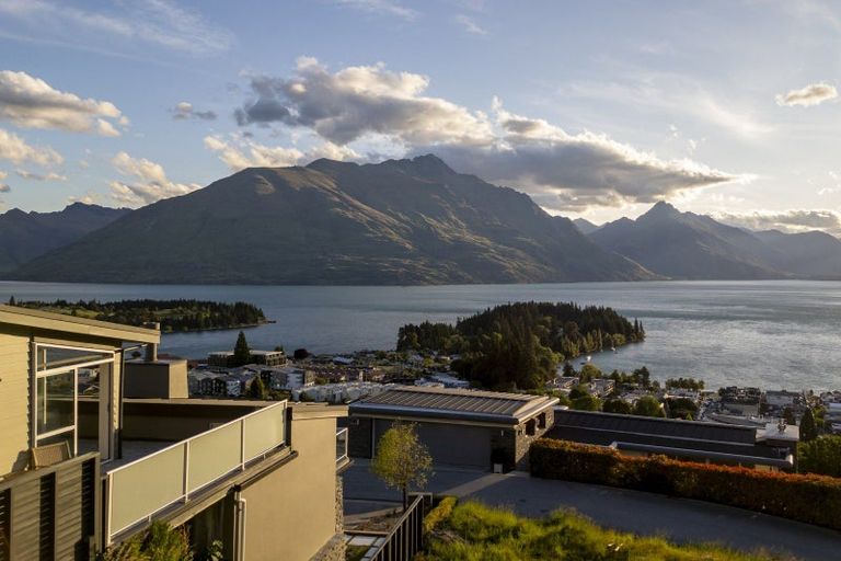 Photo of property in 3a Galway Court, Queenstown, 9300