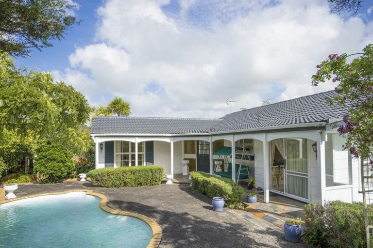 Photo of property in 113 Porritt Avenue, Chatswood, Auckland, 0626