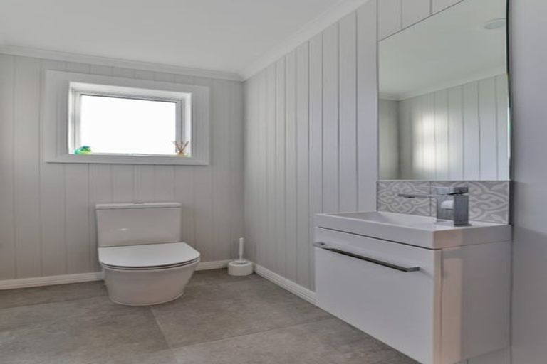 Photo of property in 6 Sellars Road, Bombay, 2675