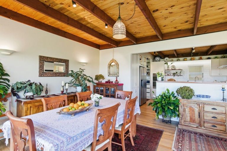 Photo of property in 12 Tensing Place, Khandallah, Wellington, 6035