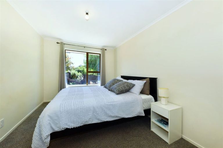 Photo of property in 8 Ridder Place, Halswell, Christchurch, 8025