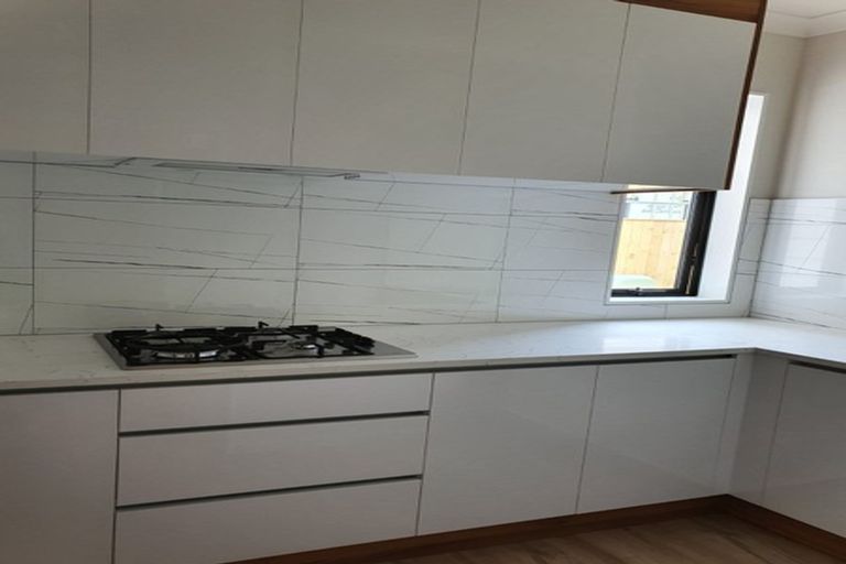 Photo of property in 70 Castlebane Drive, Flat Bush, Auckland, 2019