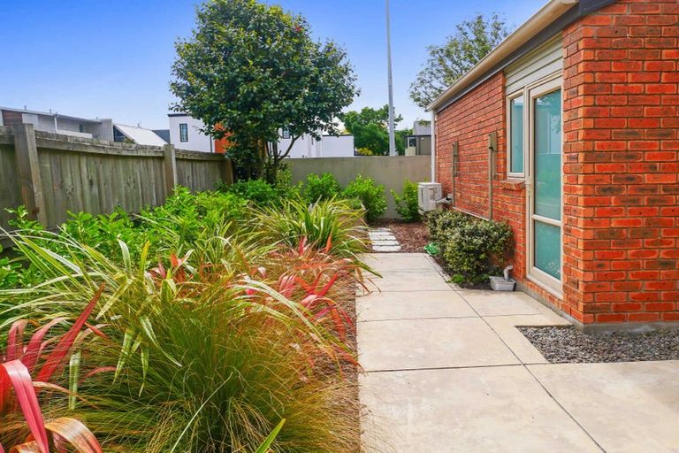 Photo of property in 80 Brockworth Place, Riccarton, Christchurch, 8011