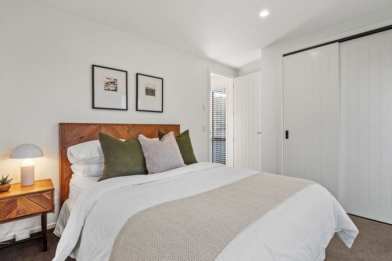 Photo of property in 37 Barn Road, Jacks Point, 9371