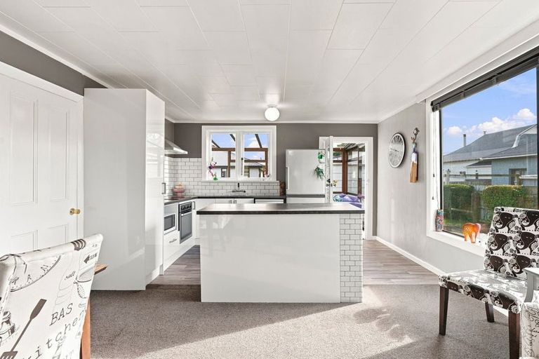 Photo of property in 140 Victoria Road, Saint Kilda, Dunedin, 9012