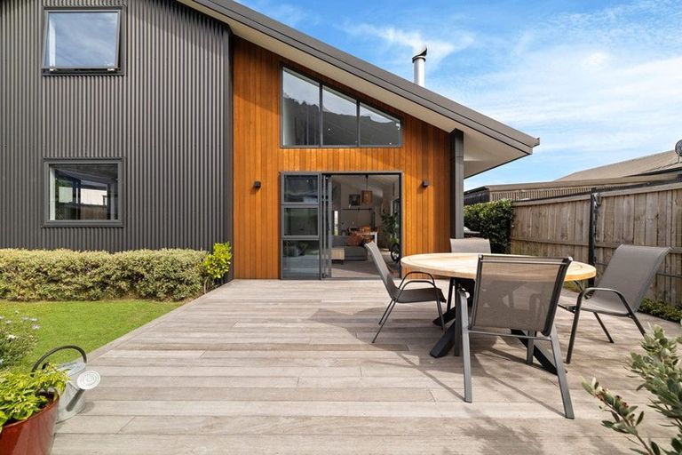 Photo of property in 6 Shepherd Road, Jacks Point, Queenstown, 9371