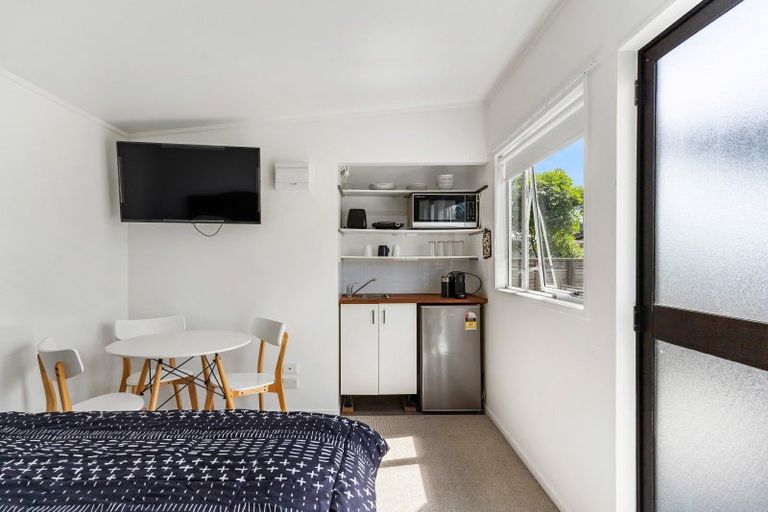 Photo of property in 128 Diana Avenue, Whangamata, 3620