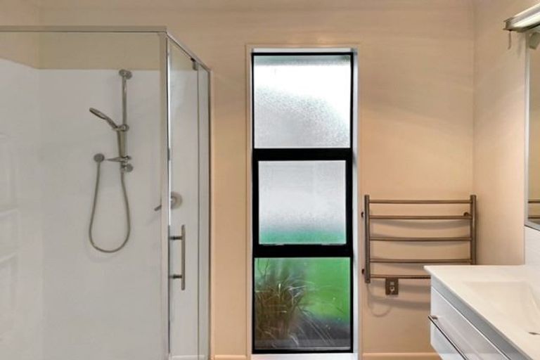 Photo of property in 4 Pemberton Drive, Amberley, 7410