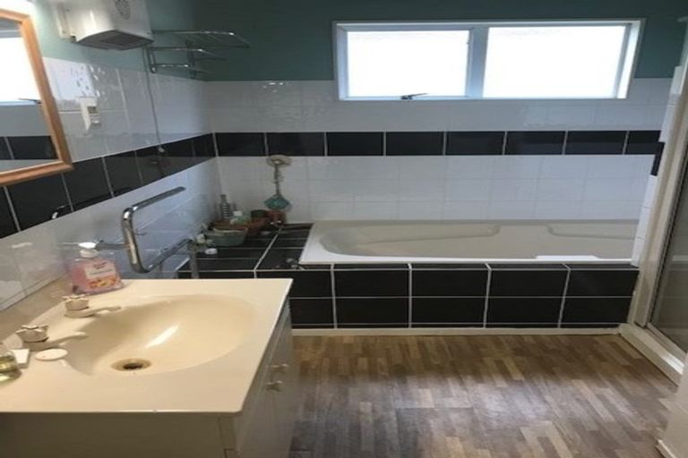 Photo of property in 113 Rosetta Road, Raumati South, Paraparaumu, 5032