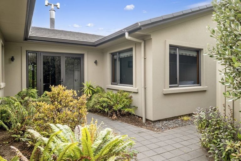 Photo of property in 27 Ventoux Way, Nukuhau, Taupo, 3330