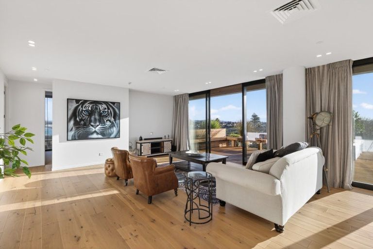 Photo of property in 405/359 Cameron Road, Tauranga, 3110