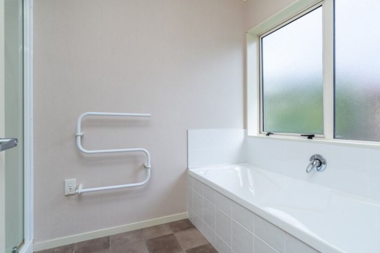 Photo of property in 20 Bootmaker Avenue, Waipu, 0510