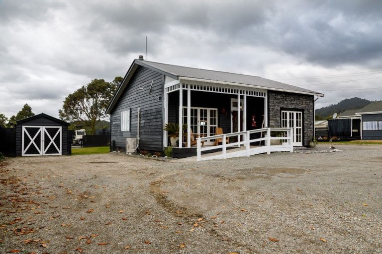 Photo of property in 70 Moorhouse Street, Ross, 7812