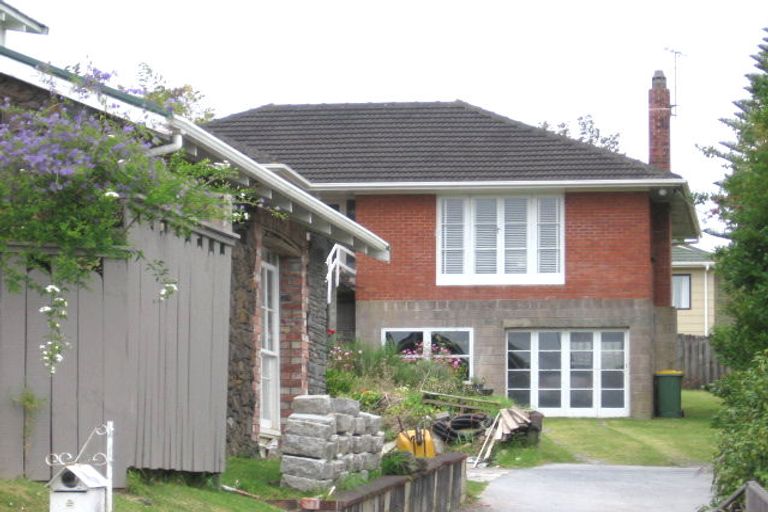 Photo of property in 14 Aeroview Drive, Beach Haven, Auckland, 0626