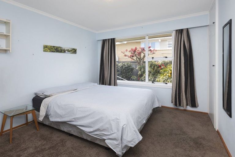 Photo of property in 72 Roydvale Avenue, Burnside, Christchurch, 8053