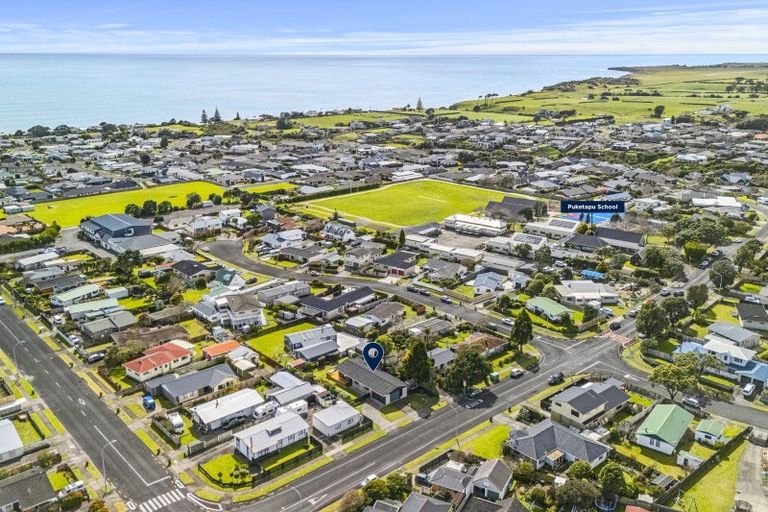 Photo of property in 5 Dillon Drive, Bell Block, New Plymouth, 4312
