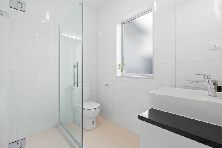 Photo of property in 12 Rauaruhe Road, Karaka, Papakura, 2113