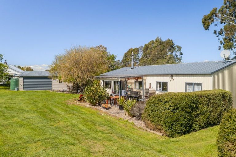 Photo of property in 37 Buckland Street, Tikokino, Waipawa, 4273