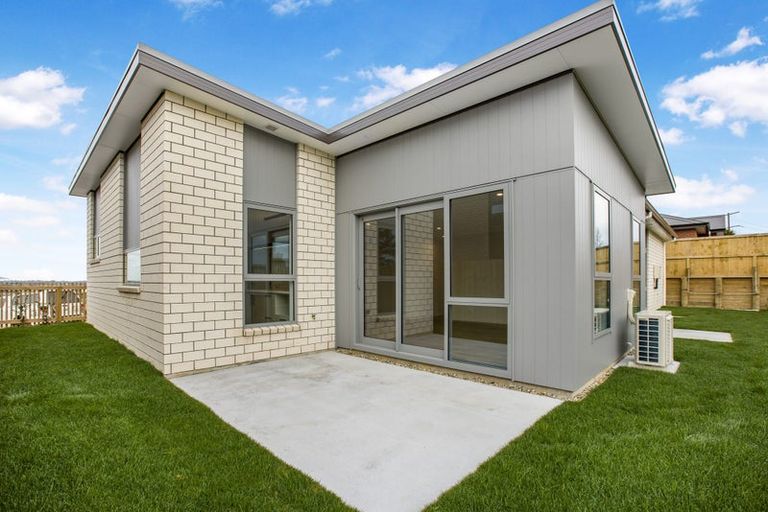 Photo of property in 62 Scenic Rise, Rototuna North, 3281