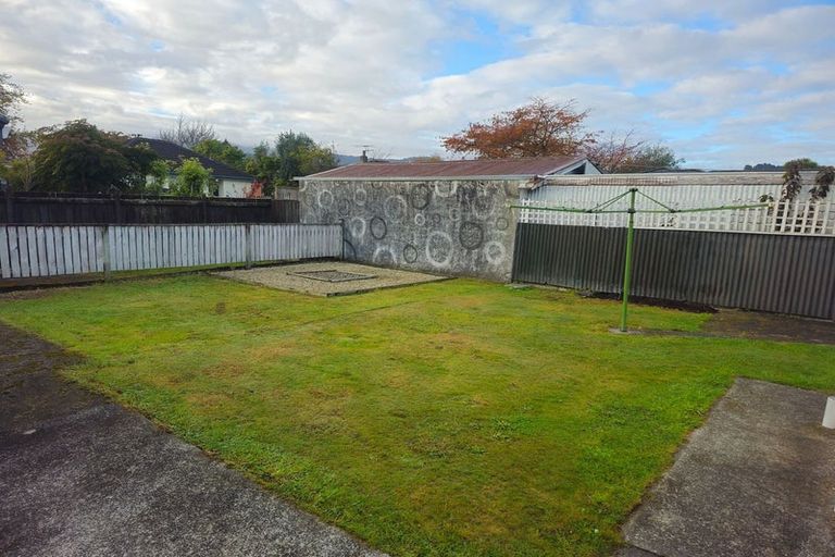Photo of property in 36 Gibbons Street, Upper Hutt Central, Upper Hutt, 5018