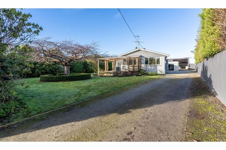 Photo of property in 165 Dunns Road, Otatara, Invercargill, 9879