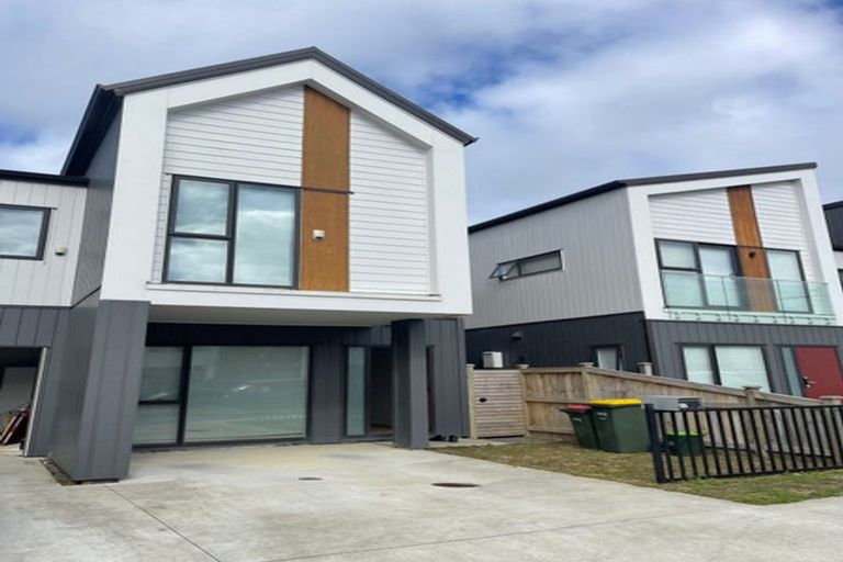 Photo of property in 12 Hearth Street, Flat Bush, Auckland, 2019