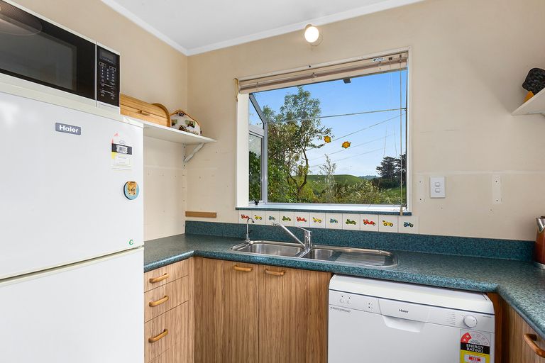 Photo of property in 24 Allans Beach Road, Portobello, Dunedin, 9014