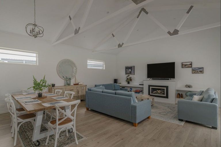 Photo of property in 15 Ajax Head, Pauanui, Hikuai, 3579