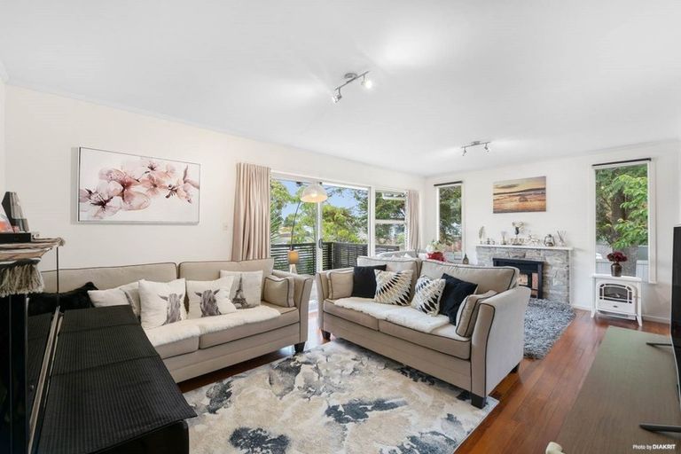 Photo of property in 18 Cargill Street, Papakura, 2110