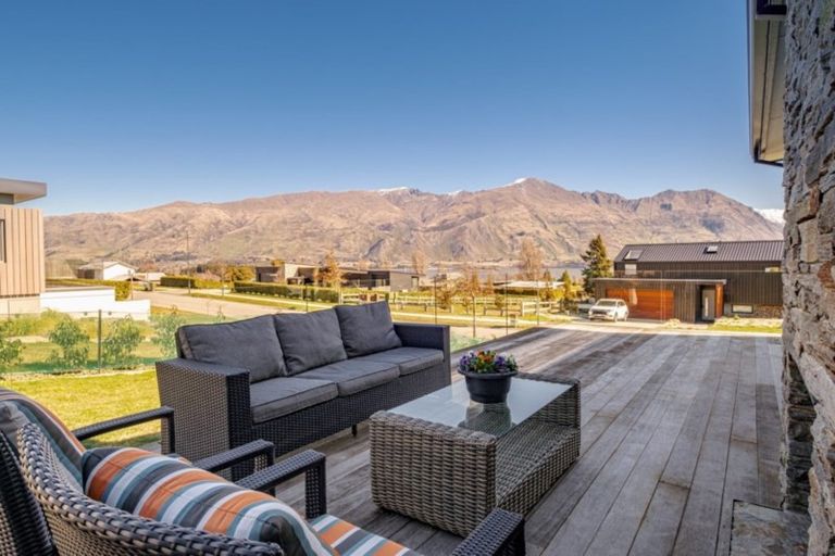 Photo of property in 26 Westview Road, Wanaka, 9305