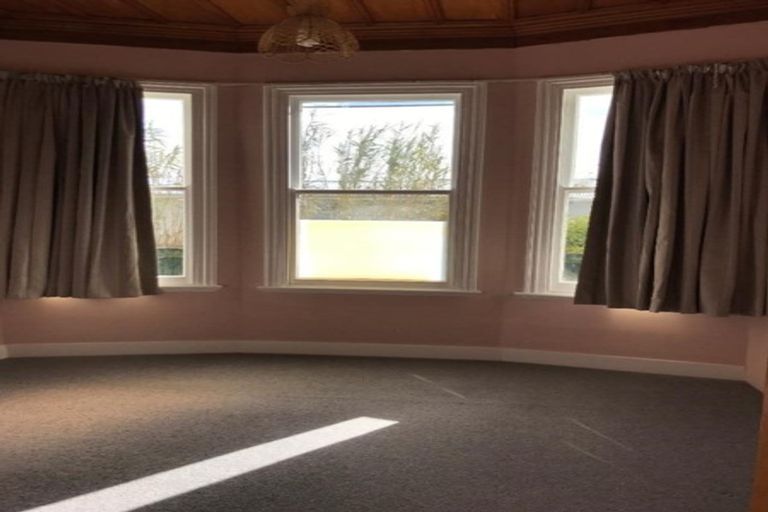 Photo of property in 131 Weraroa Road, Levin, 5510