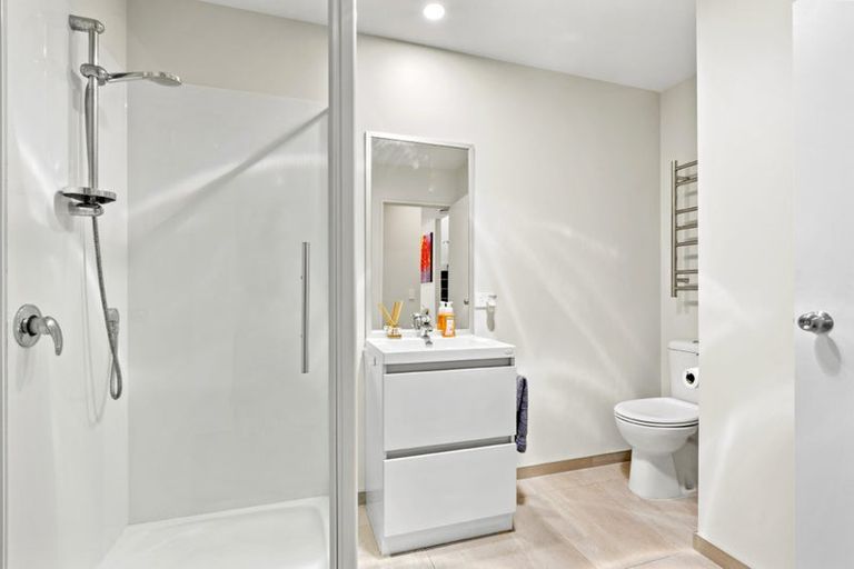 Photo of property in 8 Divide Loop, Takanini, 2112