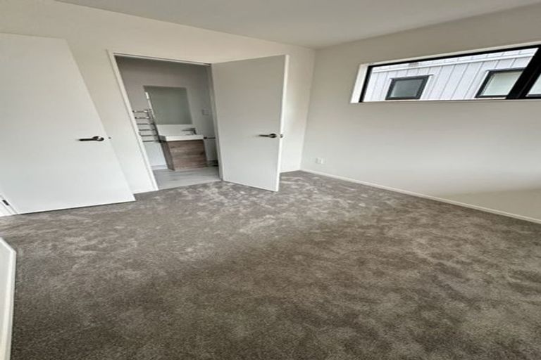 Photo of property in 73 Tahuhu Road, Mount Wellington, Auckland, 1062