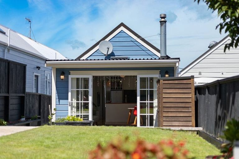 Photo of property in 13 Milton Street, Berhampore, Wellington, 6023