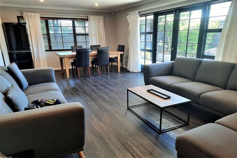 Photo of property in 70b Maidstone Road, Ilam, Christchurch, 8041