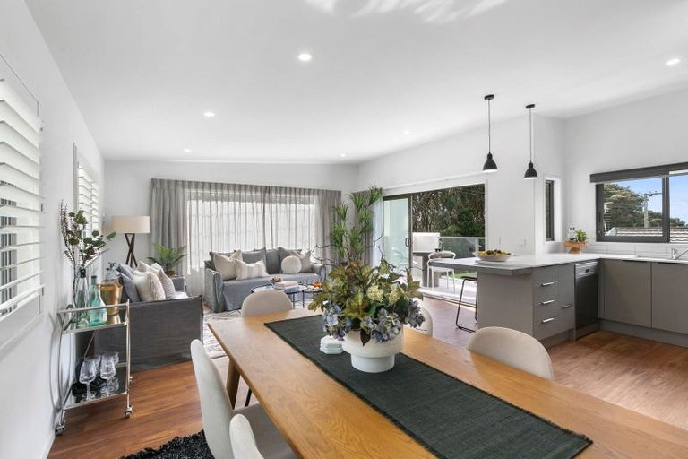 Photo of property in 15 Bulkeley Terrace, New Plymouth, 4310