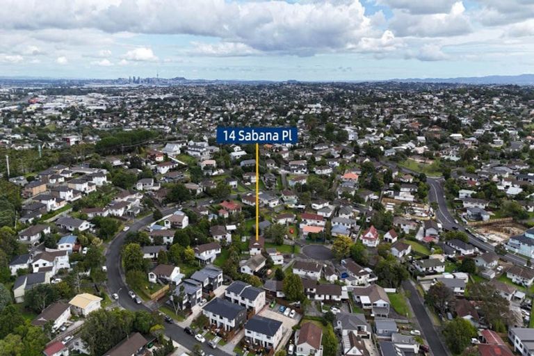 Photo of property in 14 Sabana Place, Unsworth Heights, Auckland, 0632