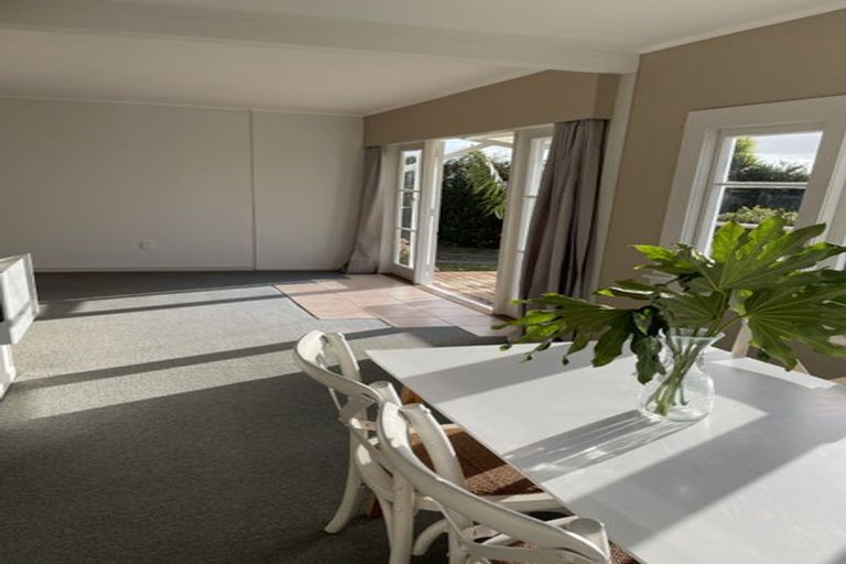 Photo of property in 111 Woodcocks Road, Warkworth, 0910