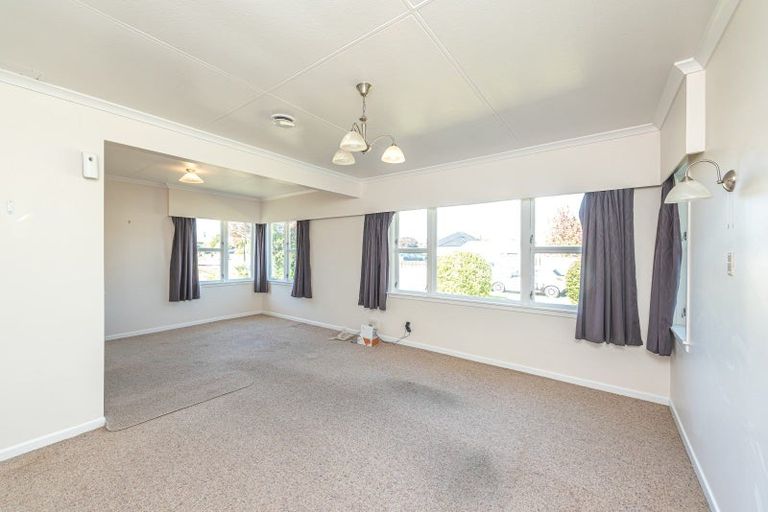 Photo of property in 102 Paterson Street, Aramoho, Whanganui, 4500