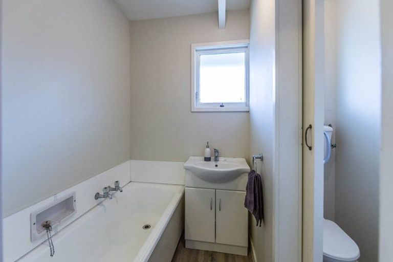 Photo of property in 1/59 Maidstone Road, Ilam, Christchurch, 8041