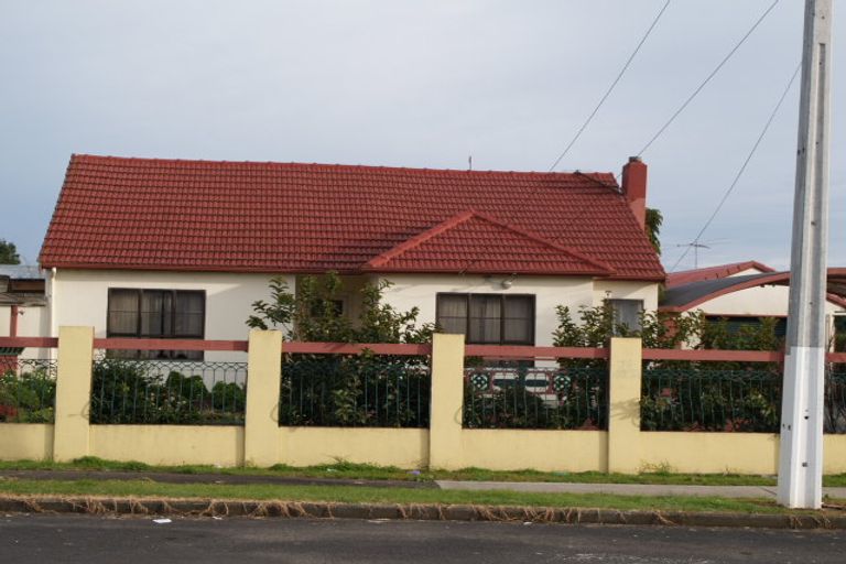 Photo of property in 34 Cleek Road, Mangere East, Auckland, 2024