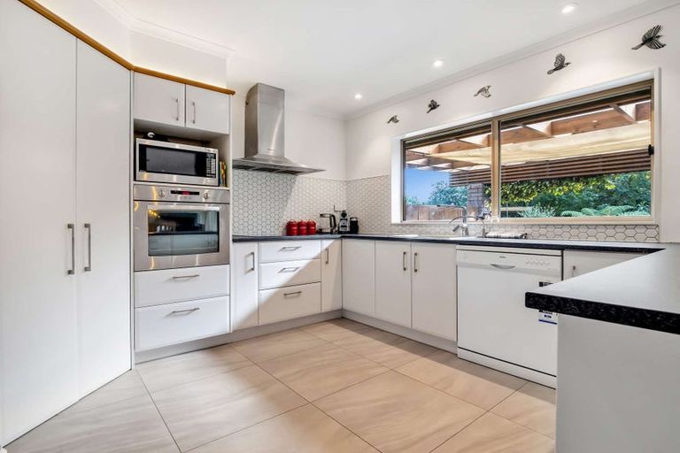 Photo of property in 17 Brights Road, Waiuku, 2123