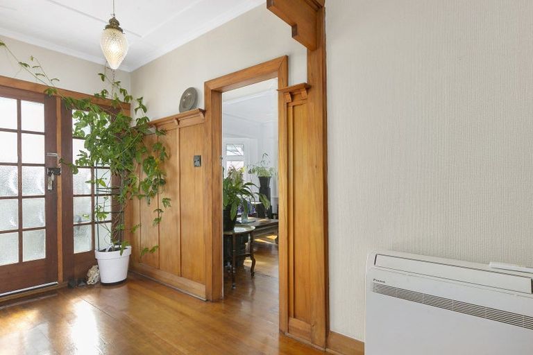 Photo of property in 32 Motu Street, Saint Clair, Dunedin, 9012