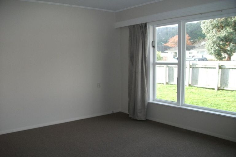 Photo of property in 7 Derwent Street, Wainuiomata, Lower Hutt, 5014