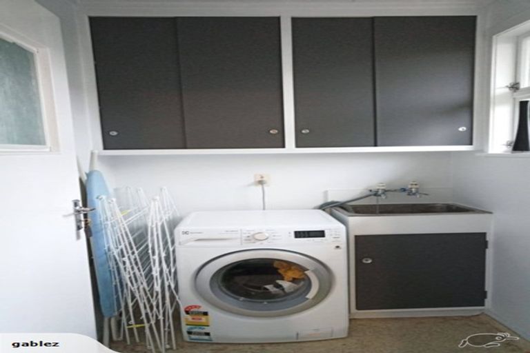 Photo of property in 1/1007 Duke Street, Mahora, Hastings, 4120