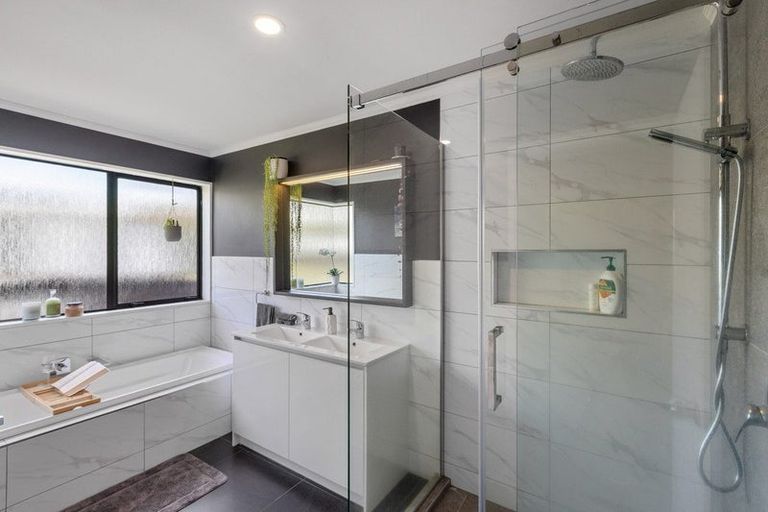 Photo of property in 26 Forrester Drive, Welcome Bay, Tauranga, 3112